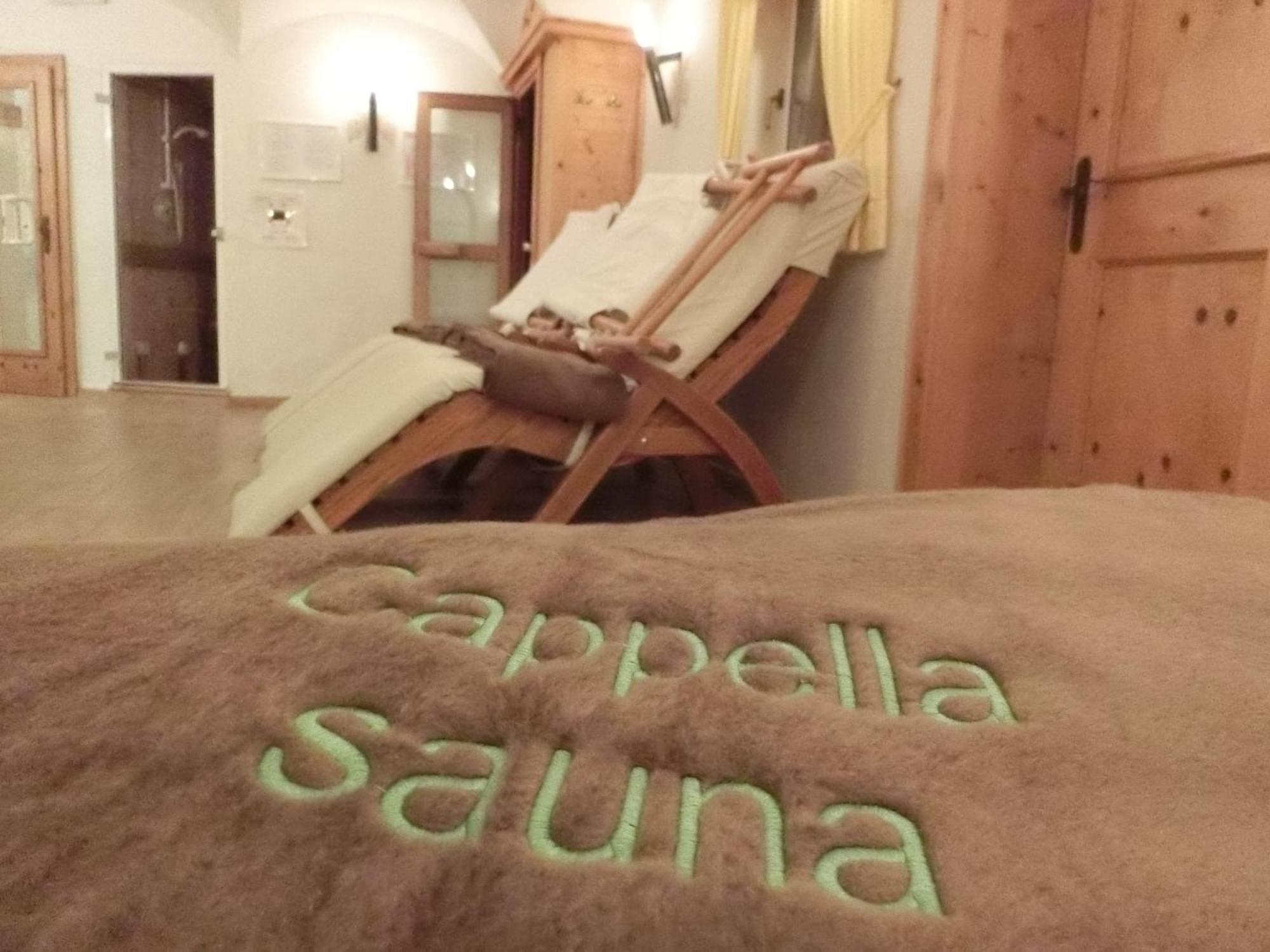 Garni Criss Aparthotel Колфоско Екстериор снимка